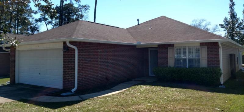 White aluminum gutters with 3x4" downspouts